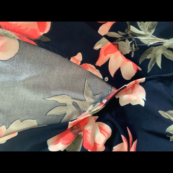 V Neck Short Sleeve Wrap Dress - Picture 7 of 9